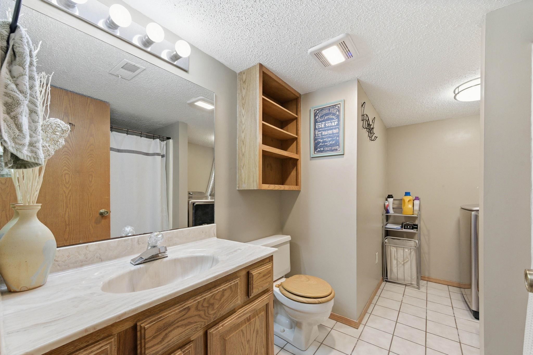 10407 E Countryside Circle Wichita KS 67207