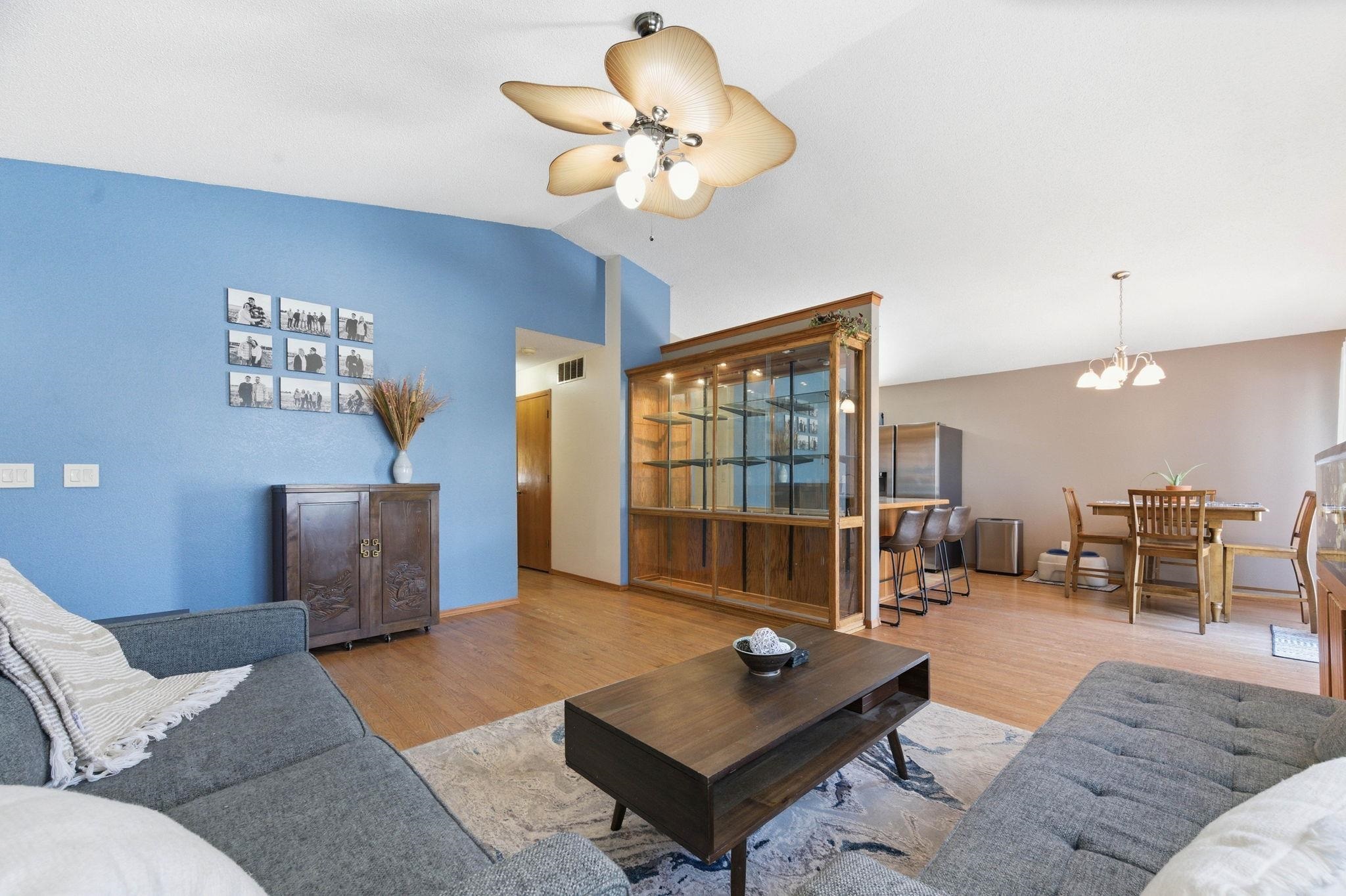 10407 E Countryside Circle Wichita KS 67207