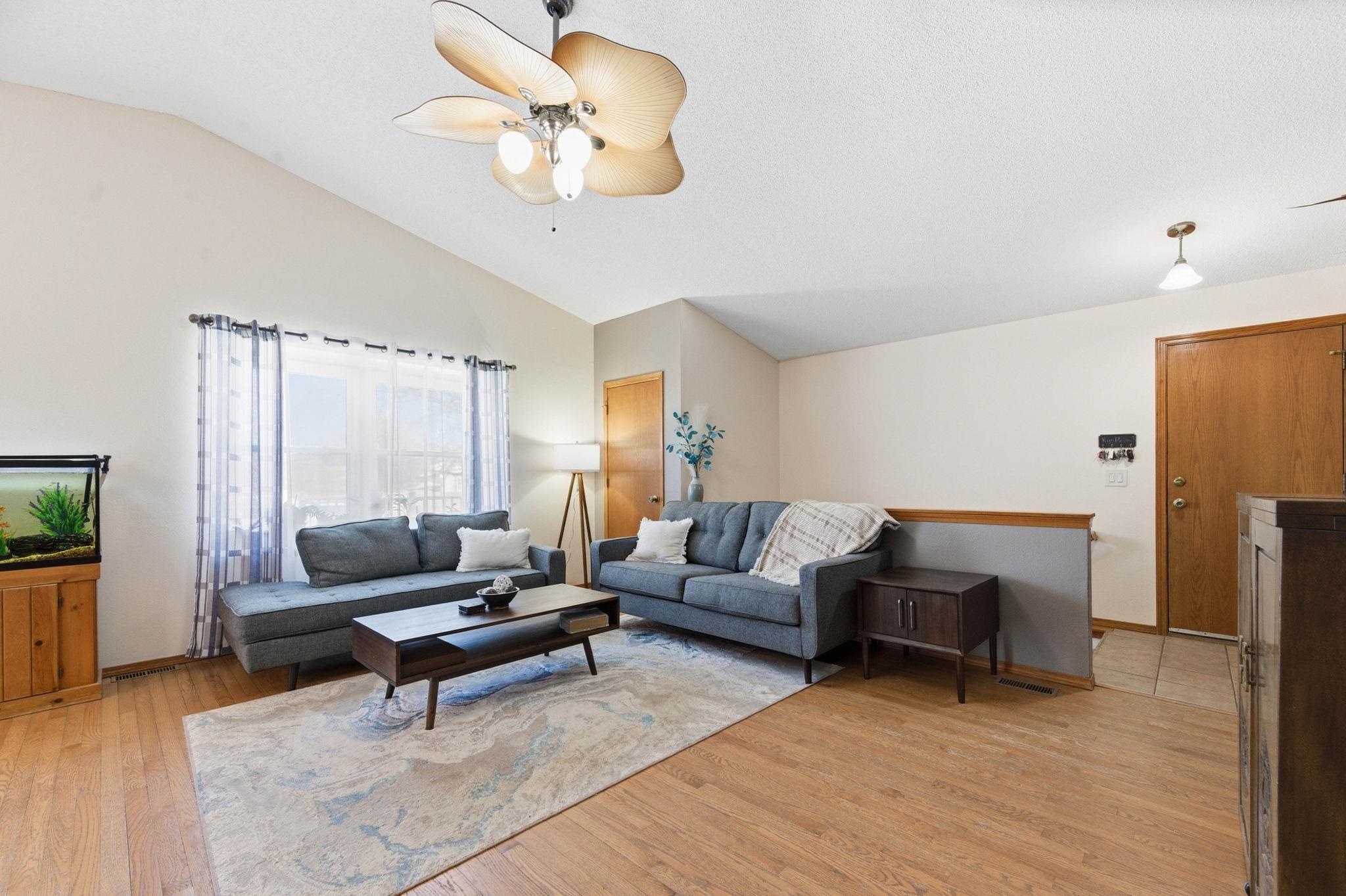 10407 E Countryside Circle Wichita KS 67207