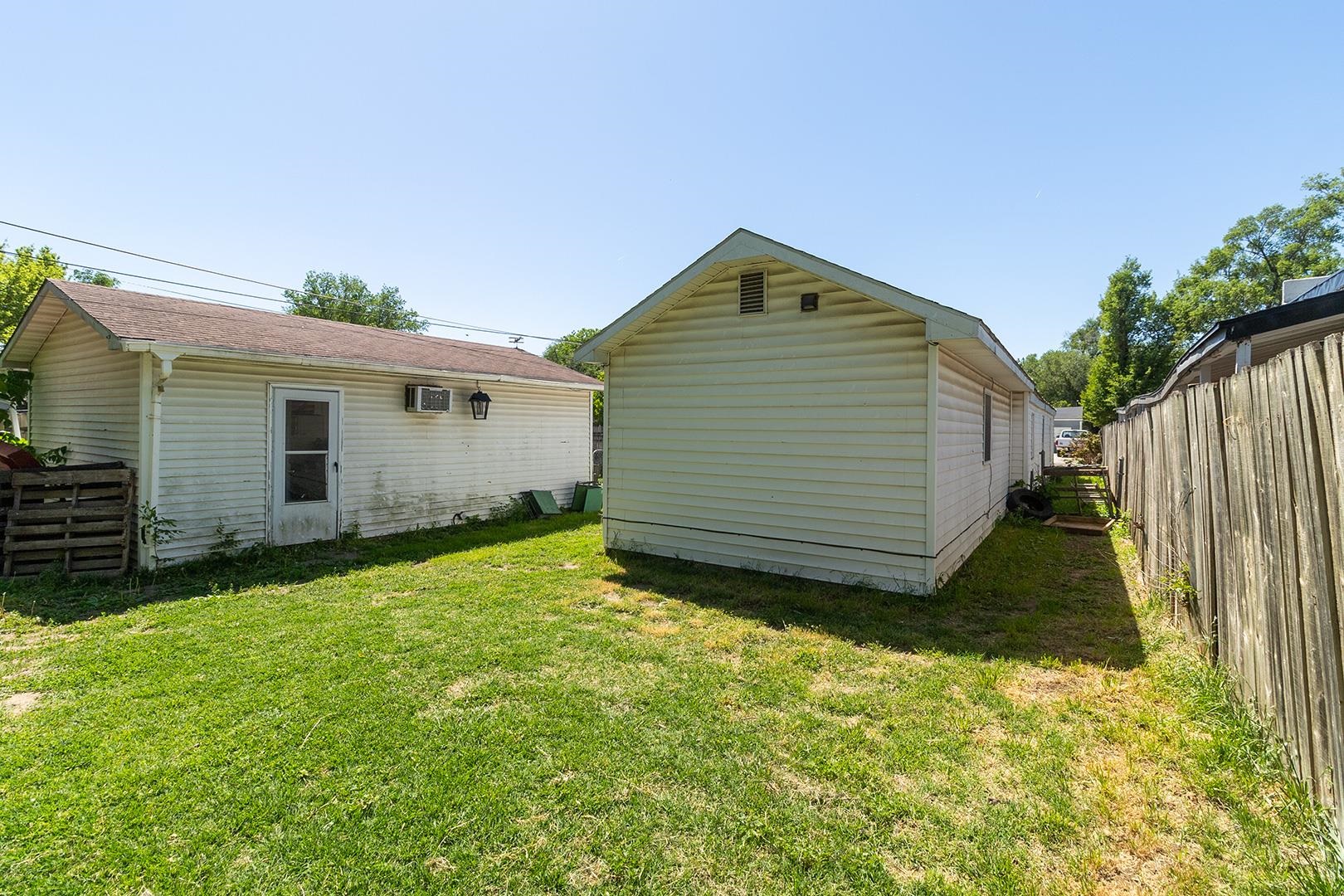 3152 N Wellington Place Wichita KS 67204