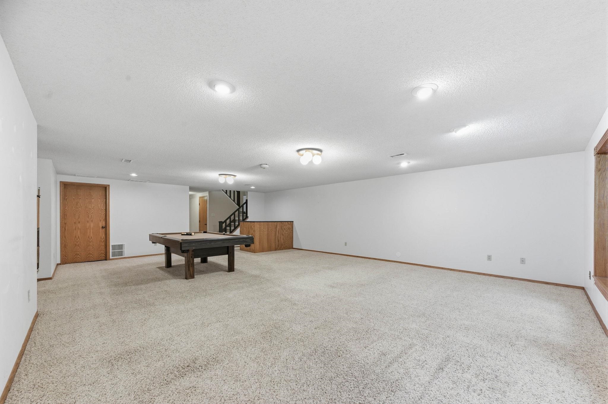 1226 N Briarwood Court Derby KS 67037