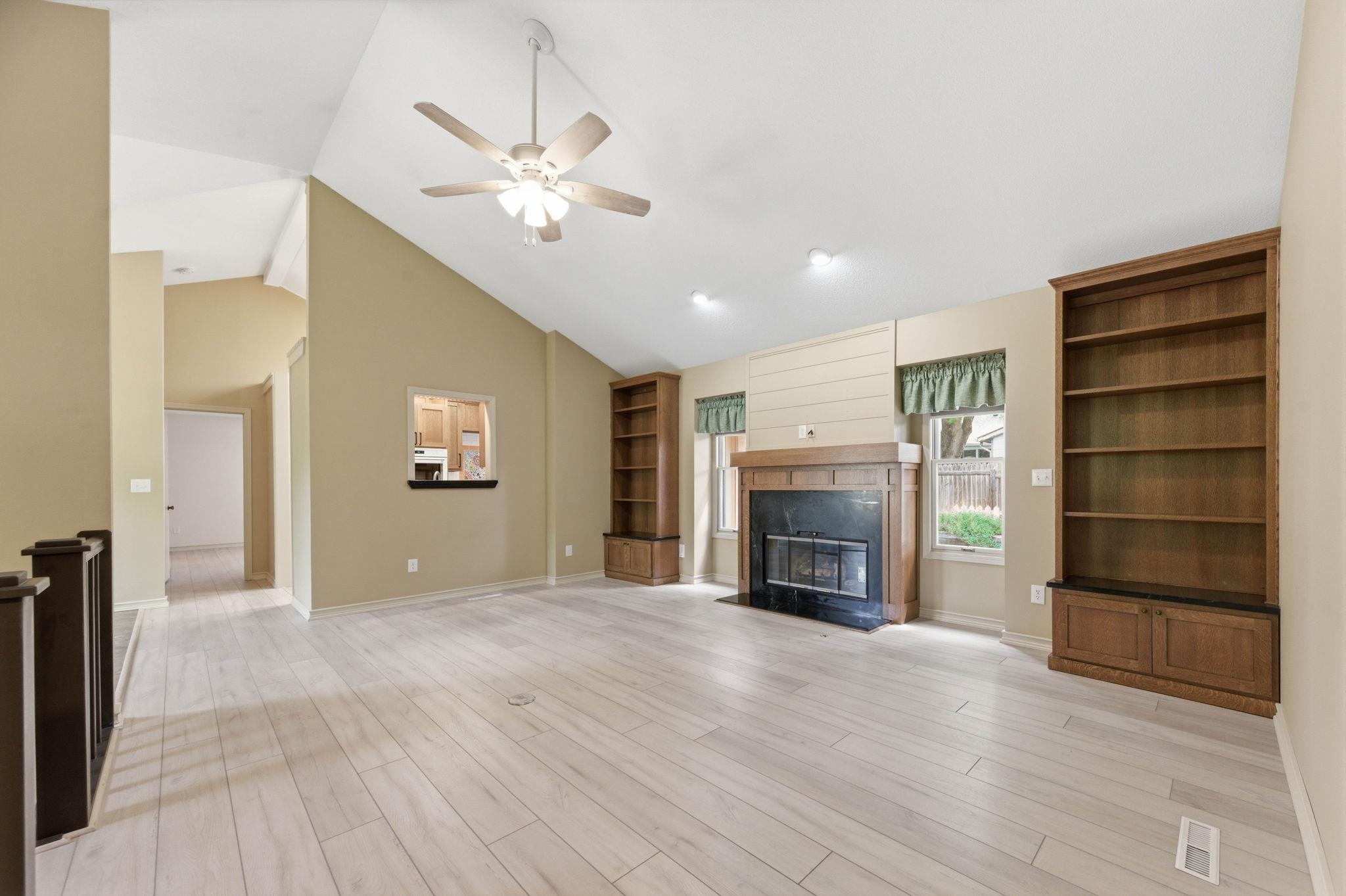 1226 N Briarwood Court Derby KS 67037