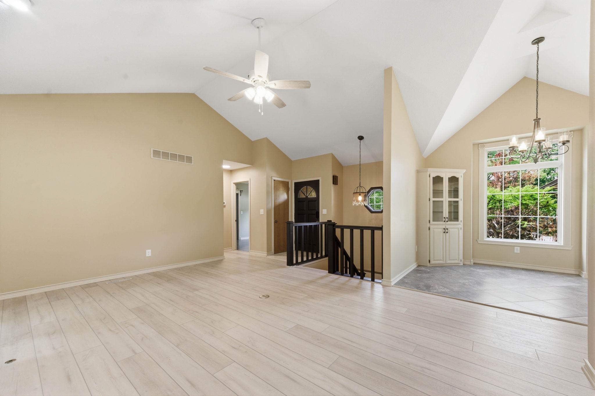1226 N Briarwood Court Derby KS 67037