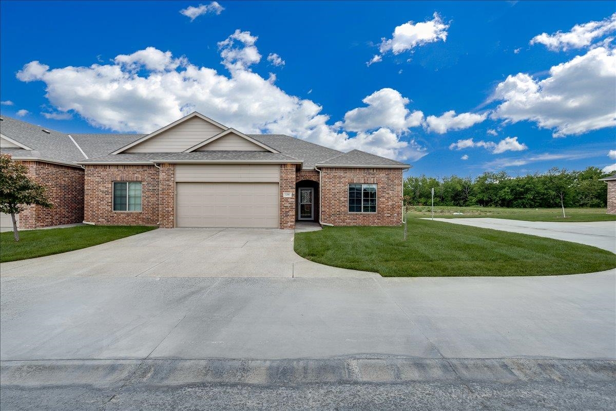 139 N Sheridan Avenue Valley Center KS 67147