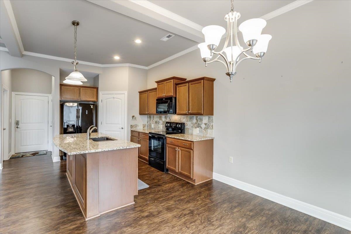 139 N Sheridan Avenue Valley Center KS 67147