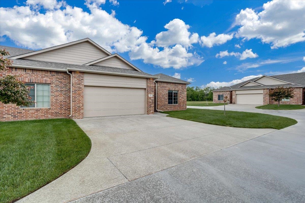 139 N Sheridan Avenue Valley Center KS 67147