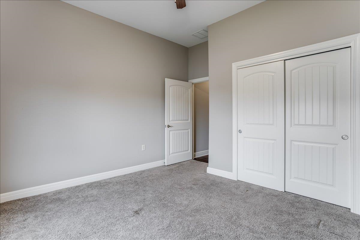 139 N Sheridan Avenue Valley Center KS 67147