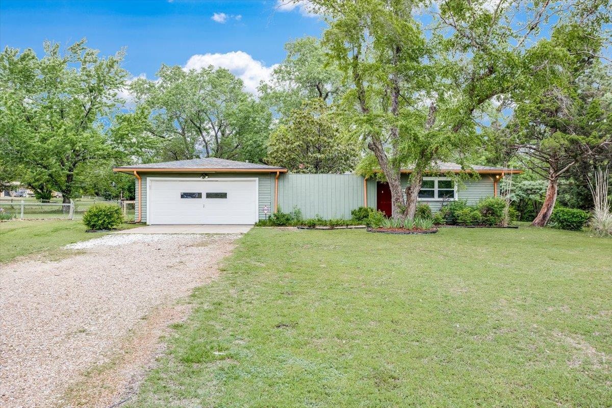 2615 N Fountain Street Wichita KS 67220