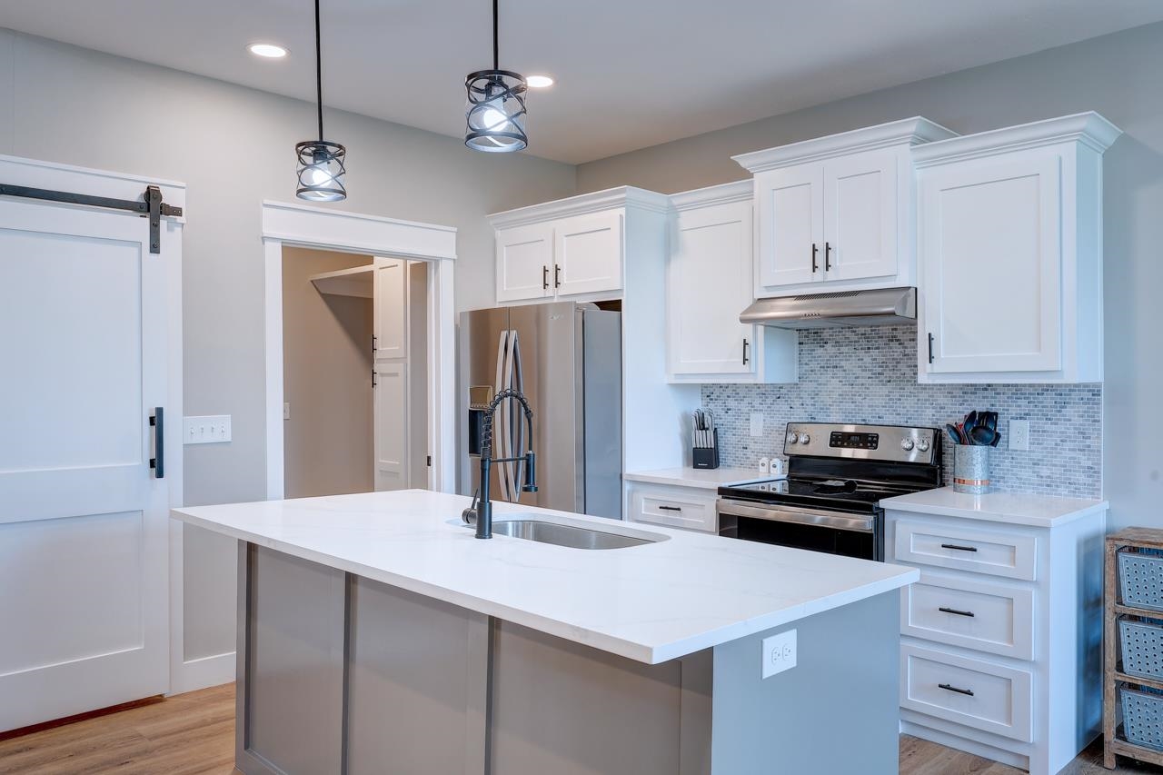 1205 E Park Glen Court Clearwater KS 67026