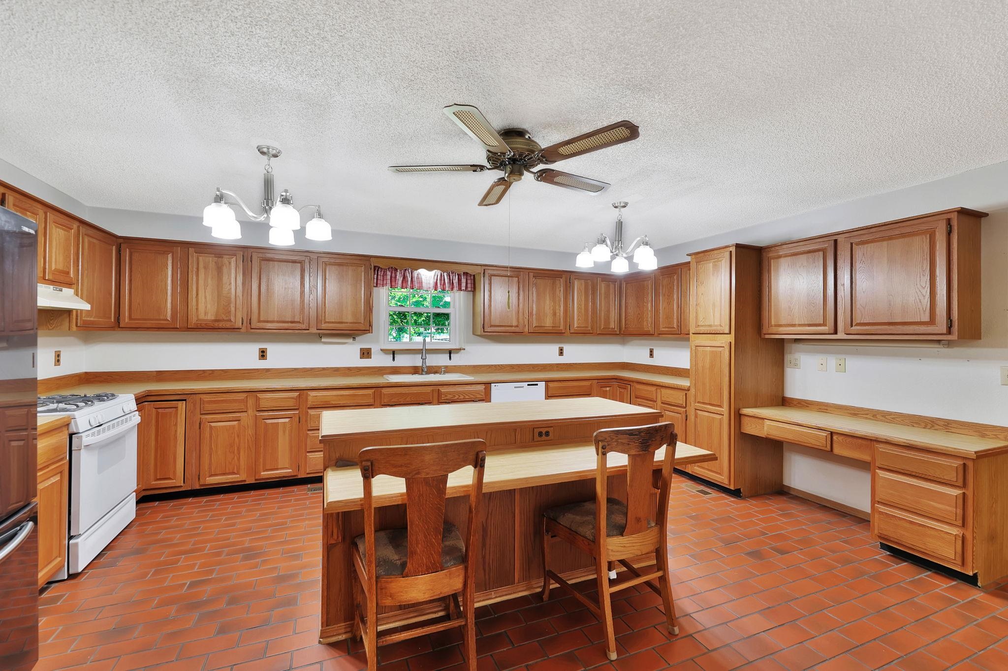 3402 Timber Road Augusta KS 67010