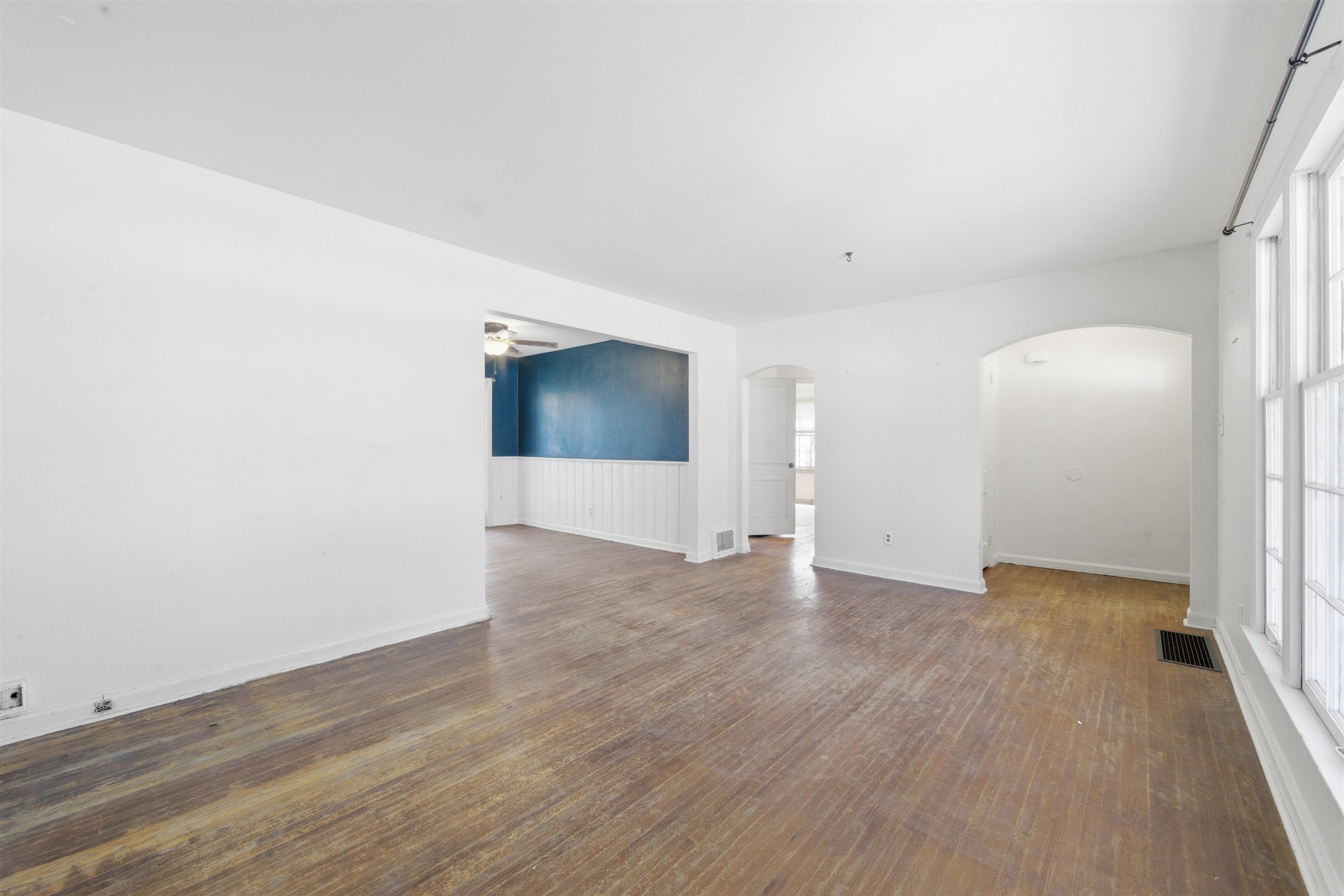 642 S Sylvan Wichita KS 67218