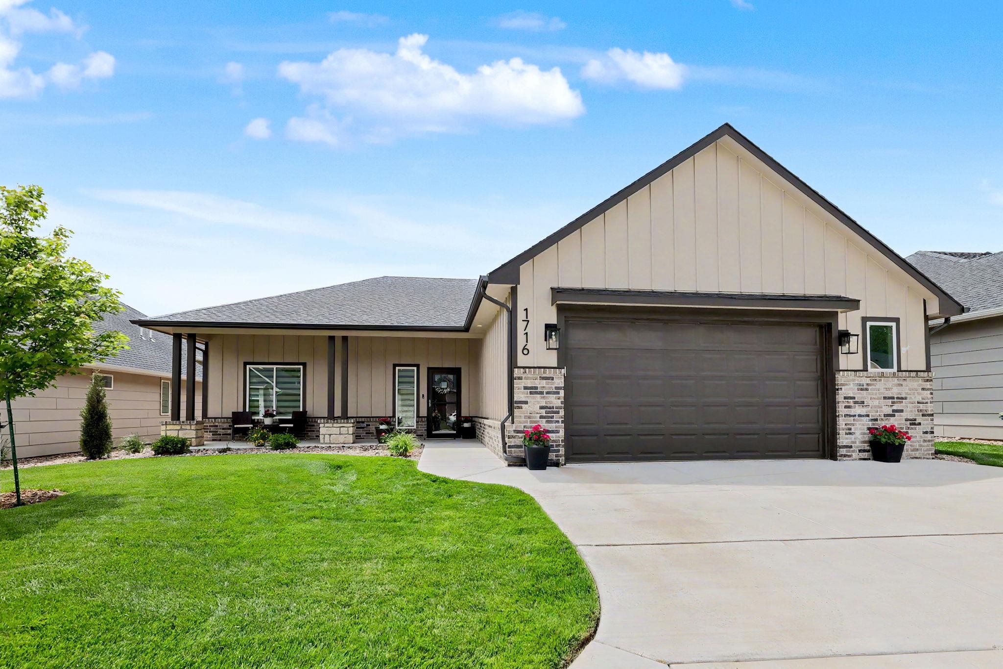 1716 N Forestview Court Wichita KS 67235