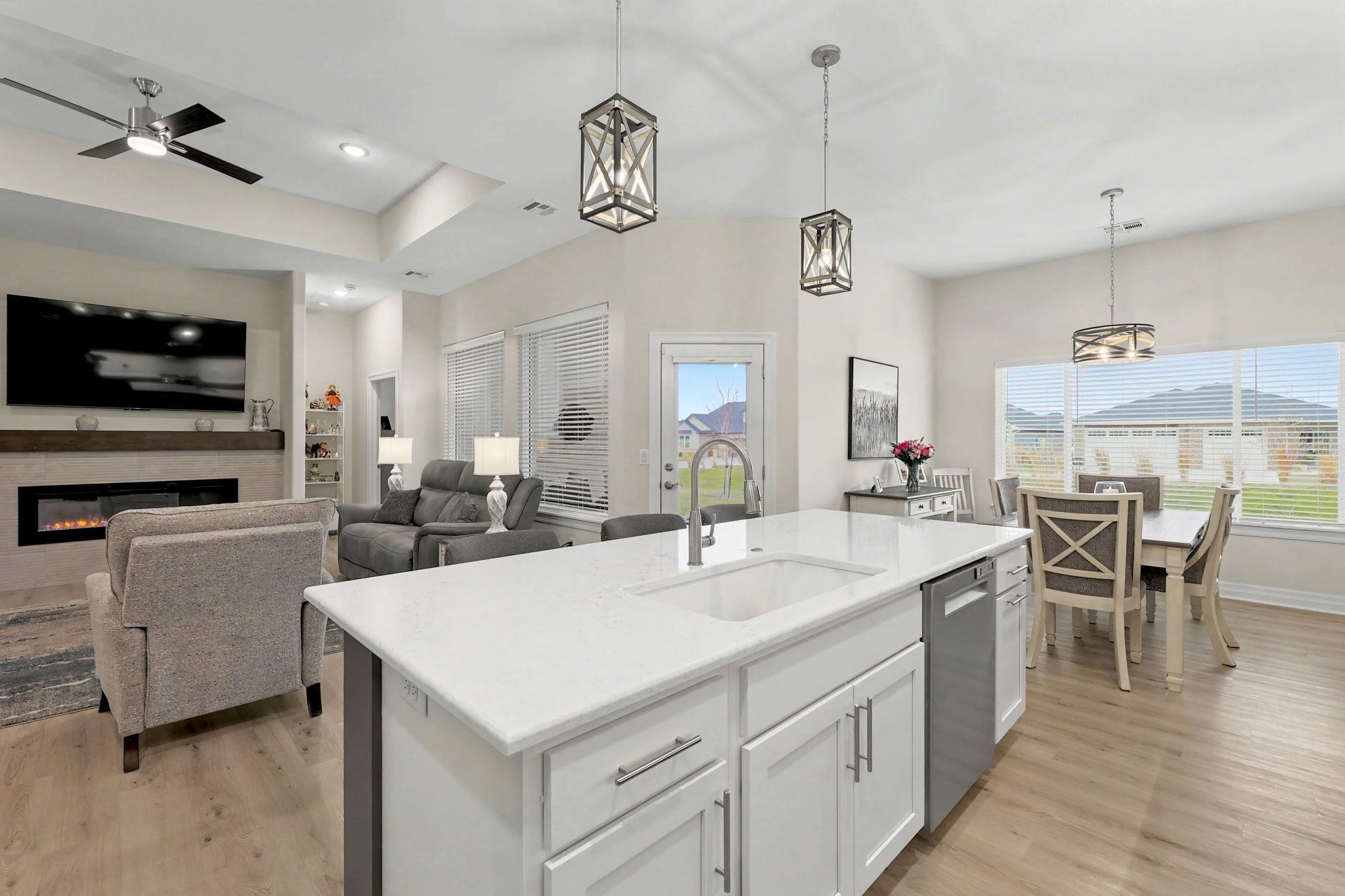 1716 N Forestview Court Wichita KS 67235