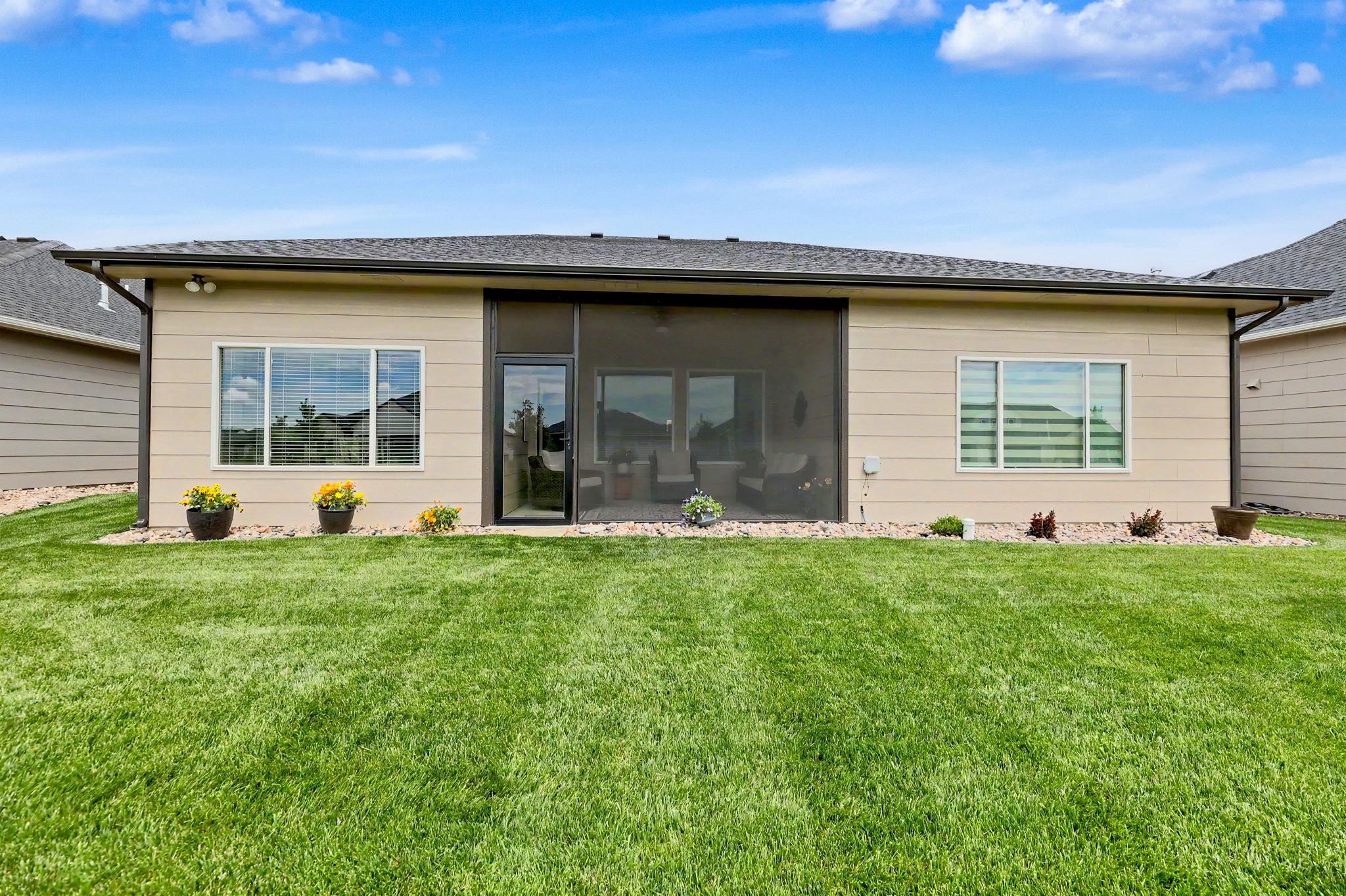 1716 N Forestview Court Wichita KS 67235