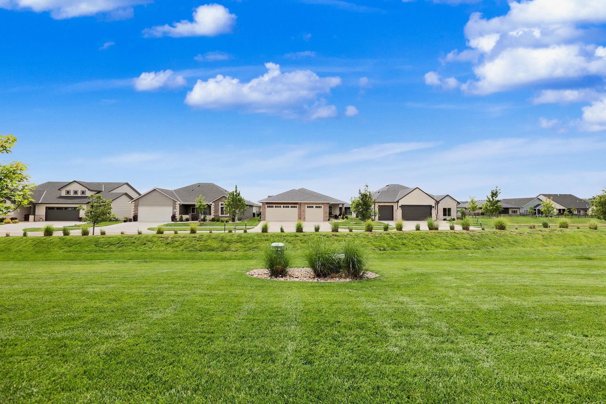 1716 N Forestview Court Wichita KS 67235