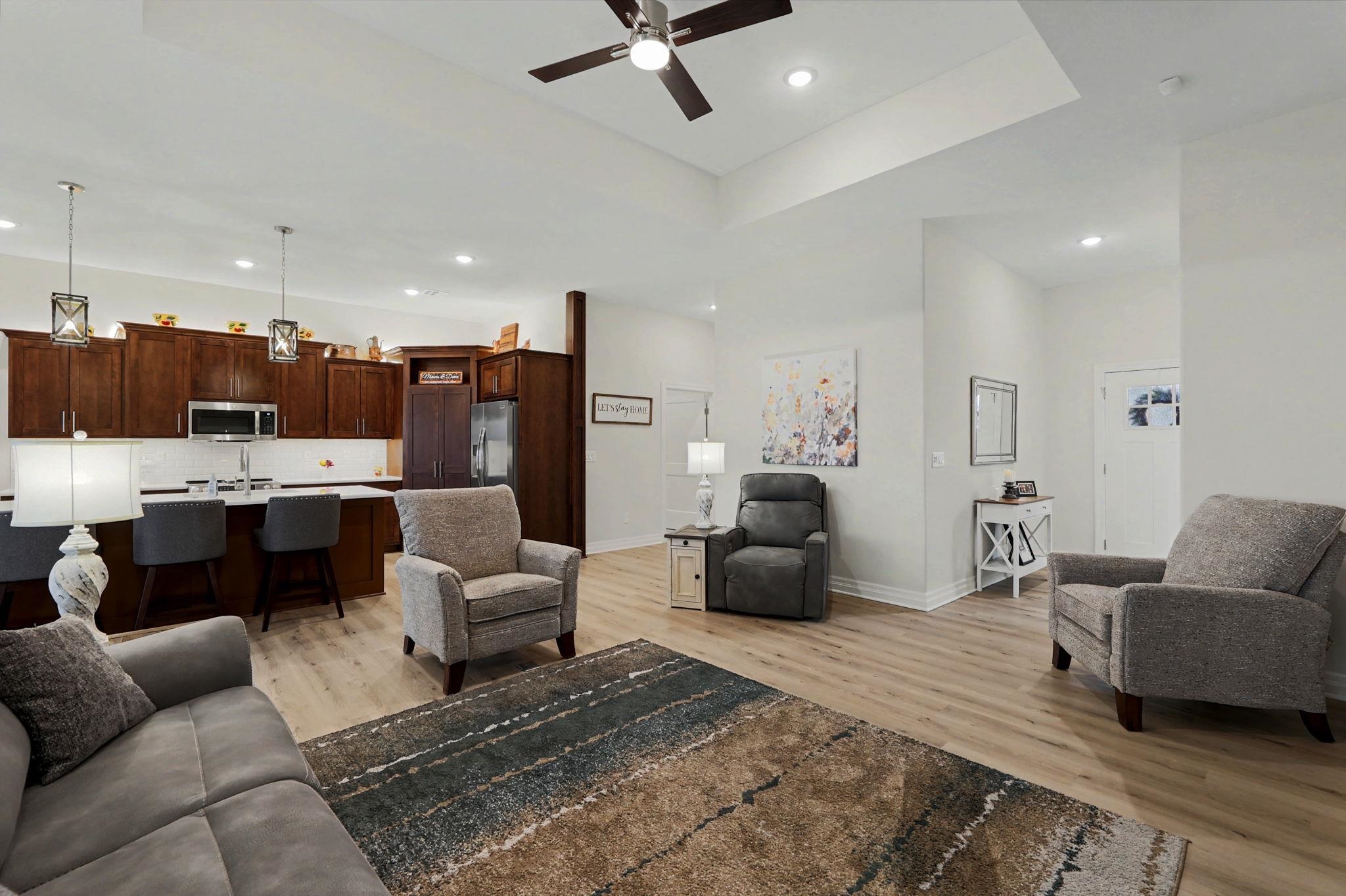 1716 N Forestview Court Wichita KS 67235