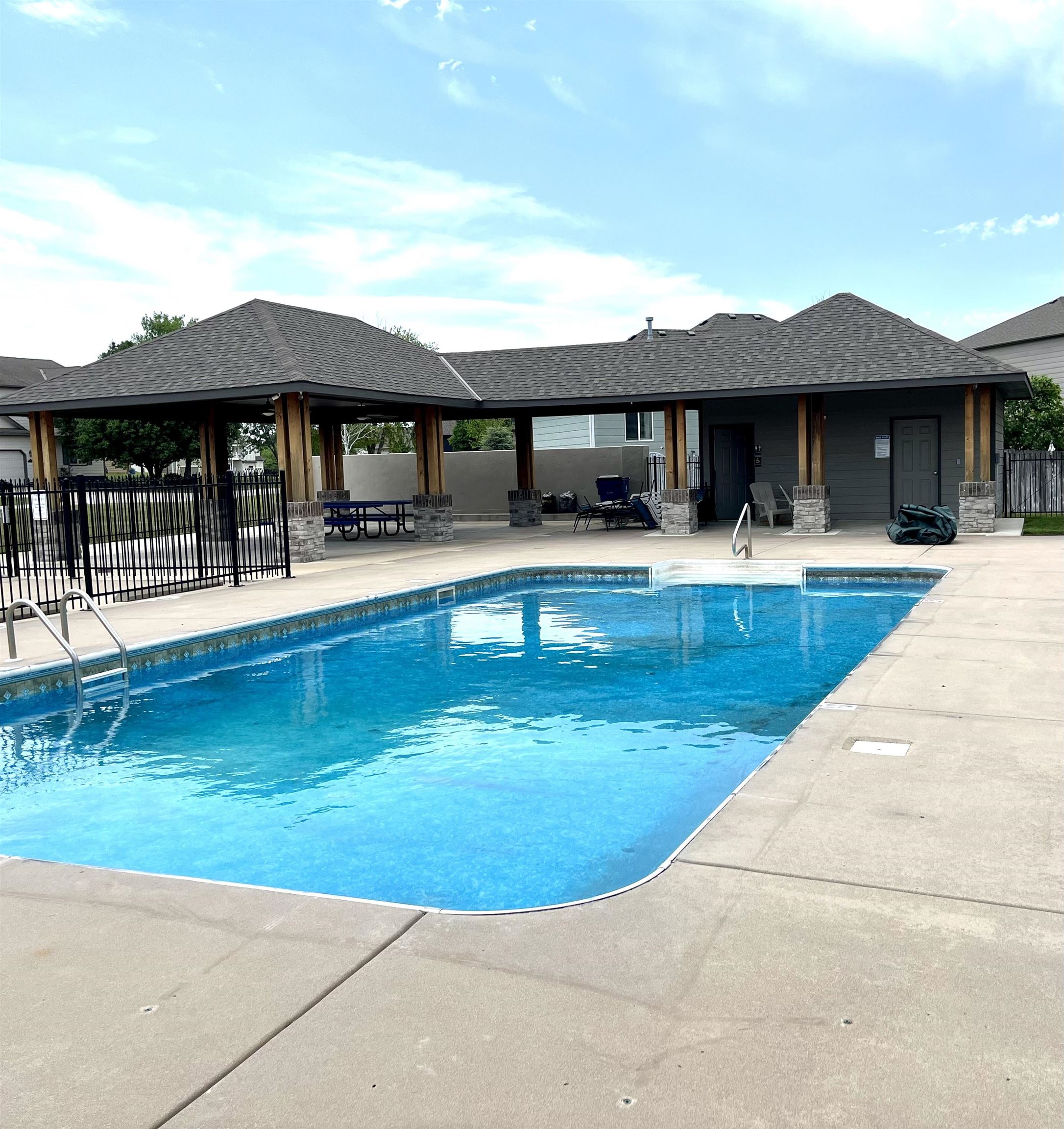 707 S Clear Creek Wichita KS 67230