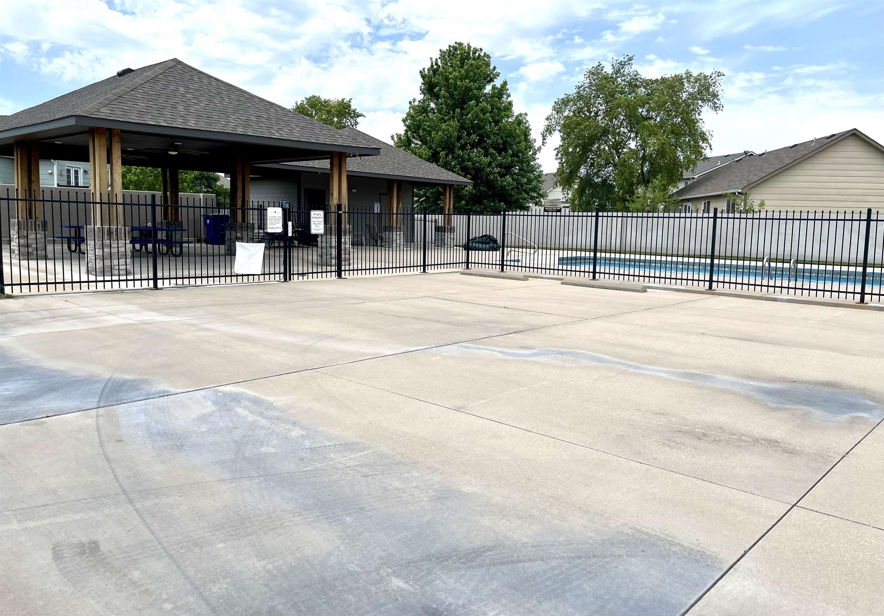 707 S Clear Creek Wichita KS 67230