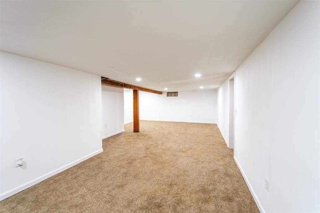 3109 E Maplewood Wichita KS 67214