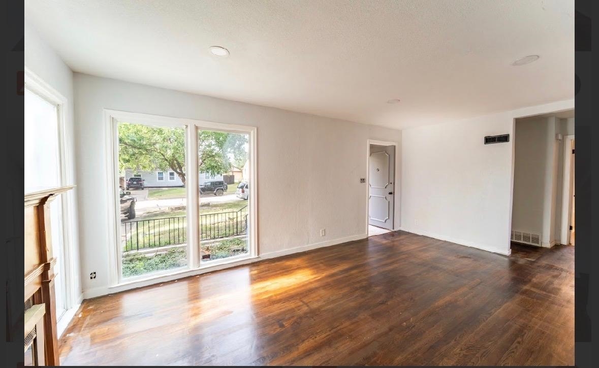 3109 E Maplewood Wichita KS 67214