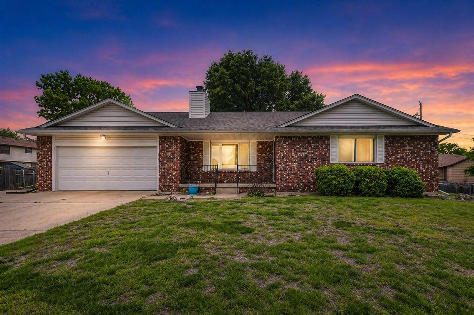 3304 Colonial Court Augusta KS 67010