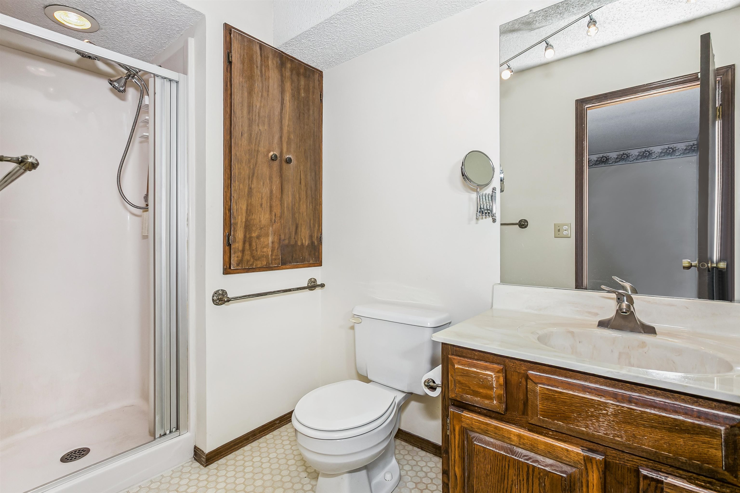 3304 Colonial Court Augusta KS 67010