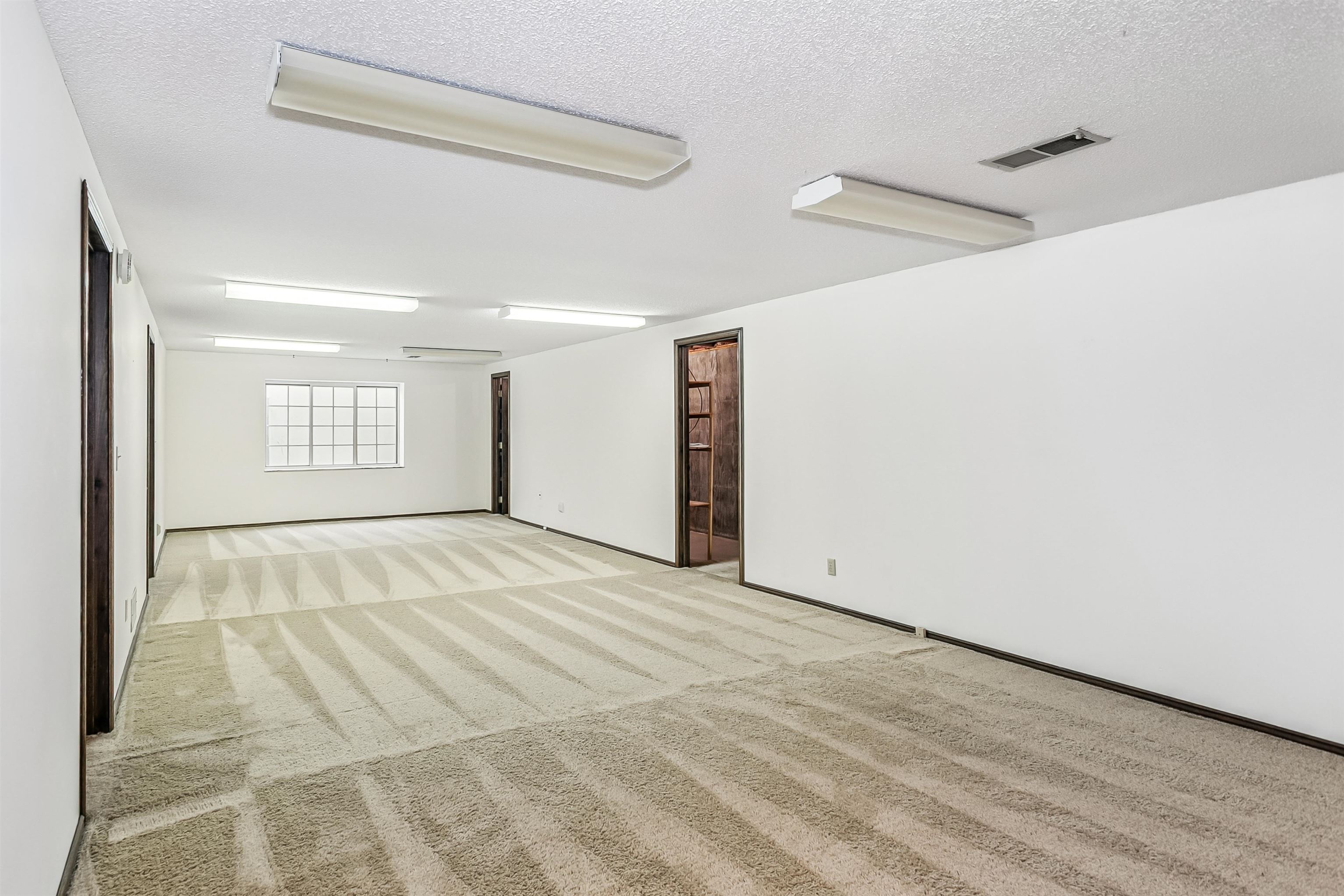 3304 Colonial Court Augusta KS 67010