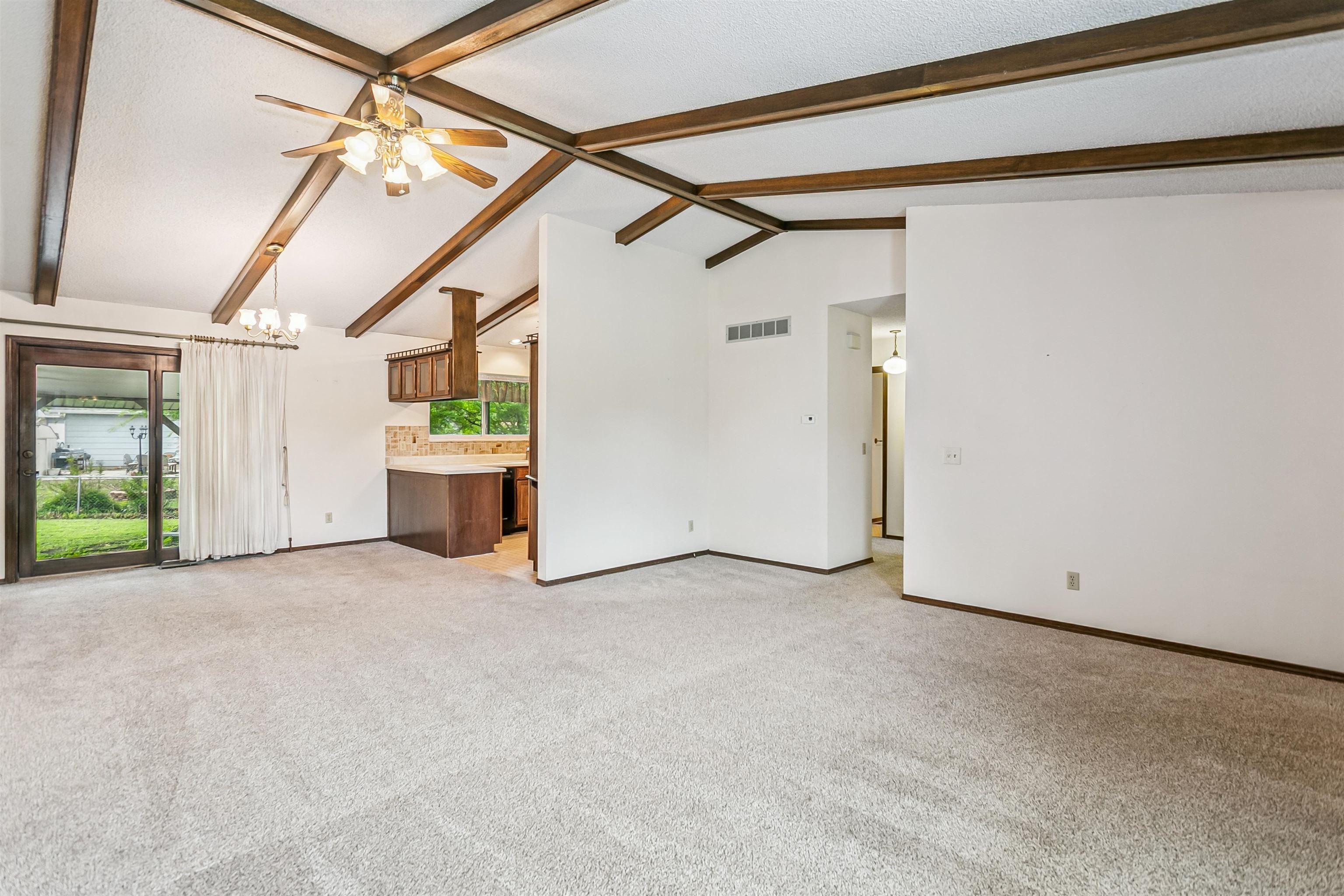 3304 Colonial Court Augusta KS 67010