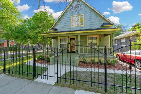 1856 N Park Place Wichita KS 67203