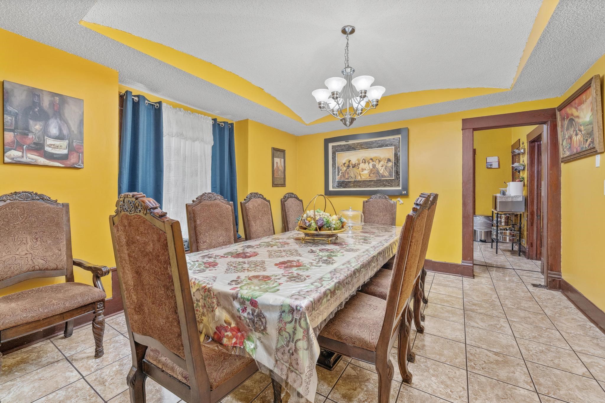 1856 N Park Place Wichita KS 67203