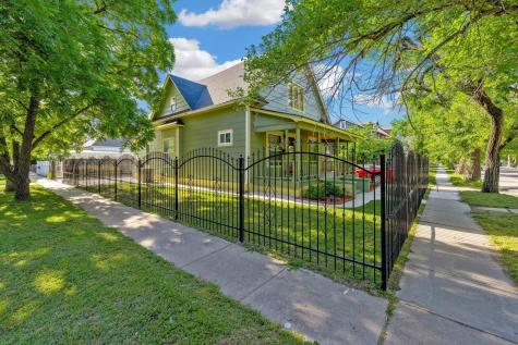 1856 N Park Place Wichita KS 67203