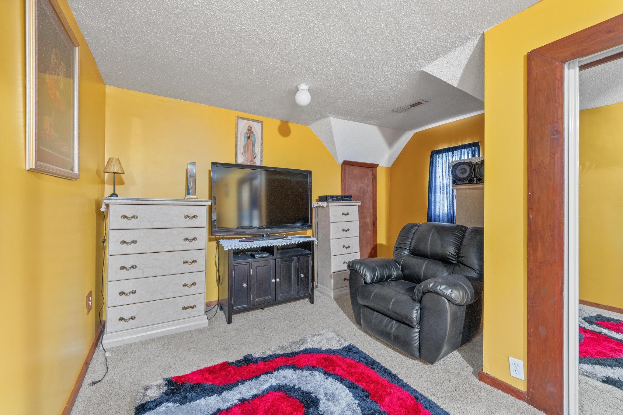 1856 N Park Place Wichita KS 67203
