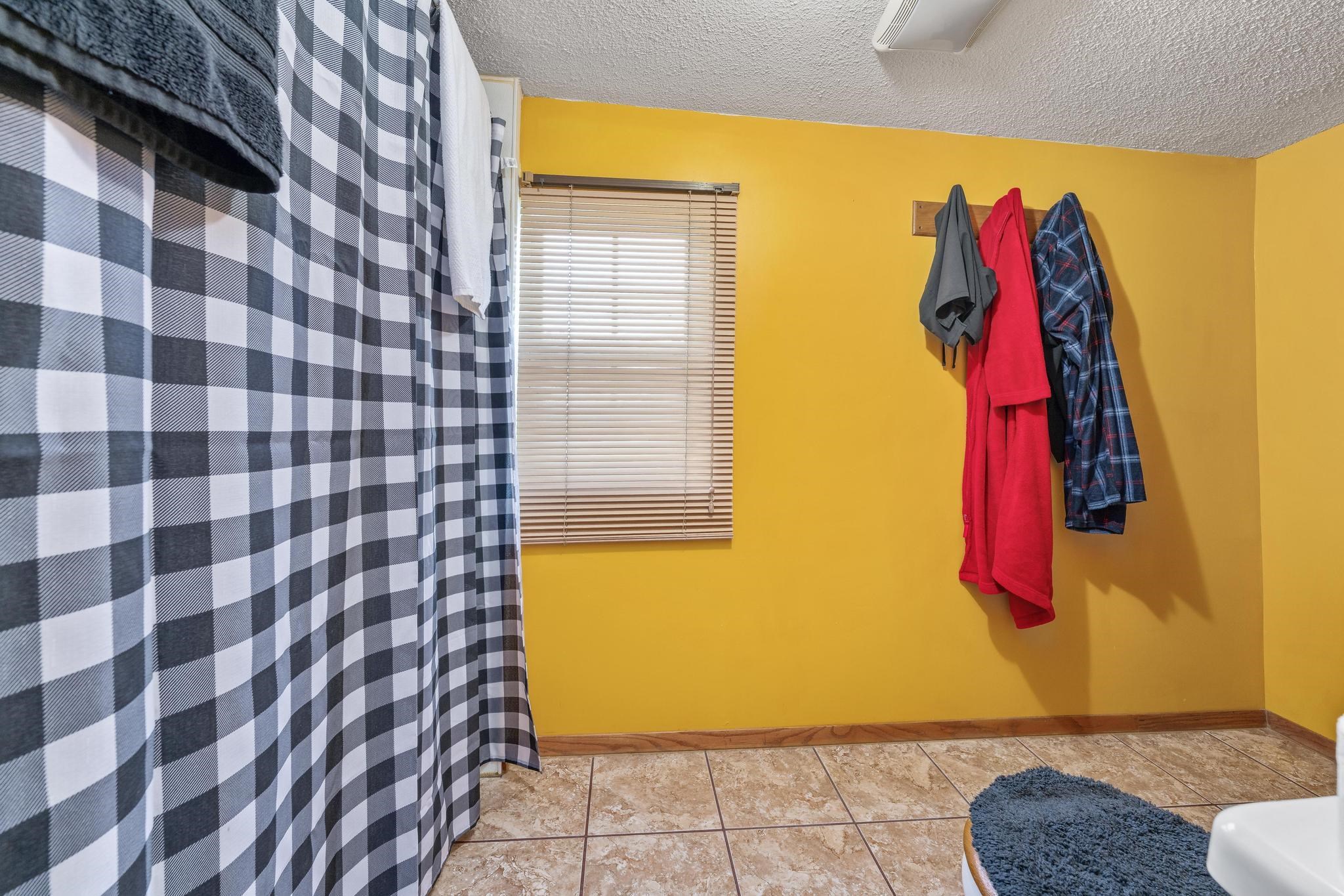 1856 N Park Place Wichita KS 67203