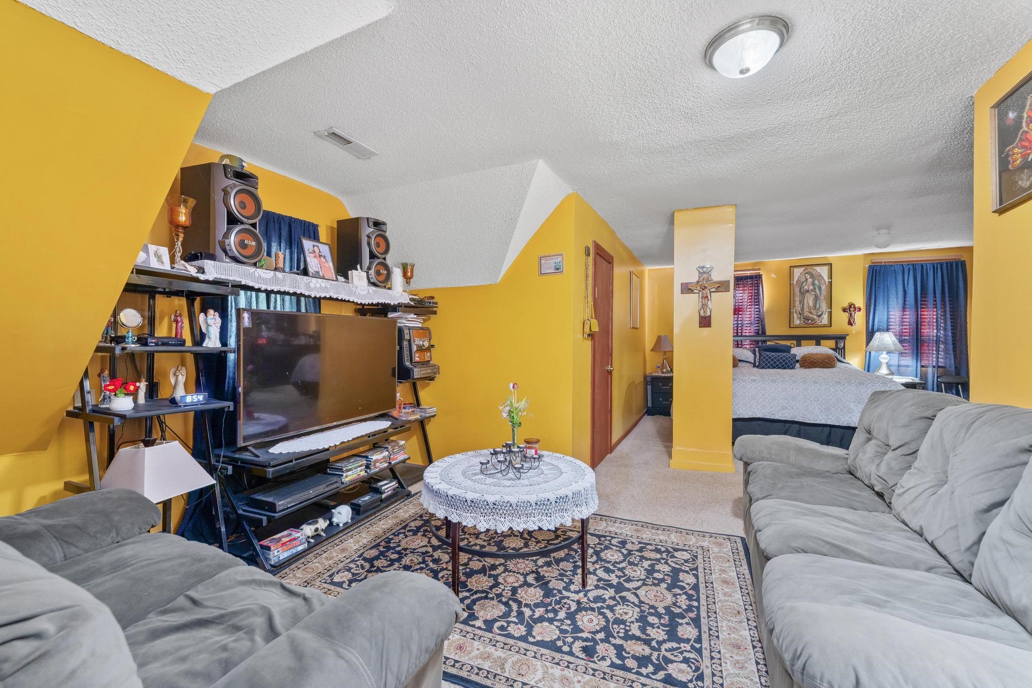 1856 N Park Place Wichita KS 67203