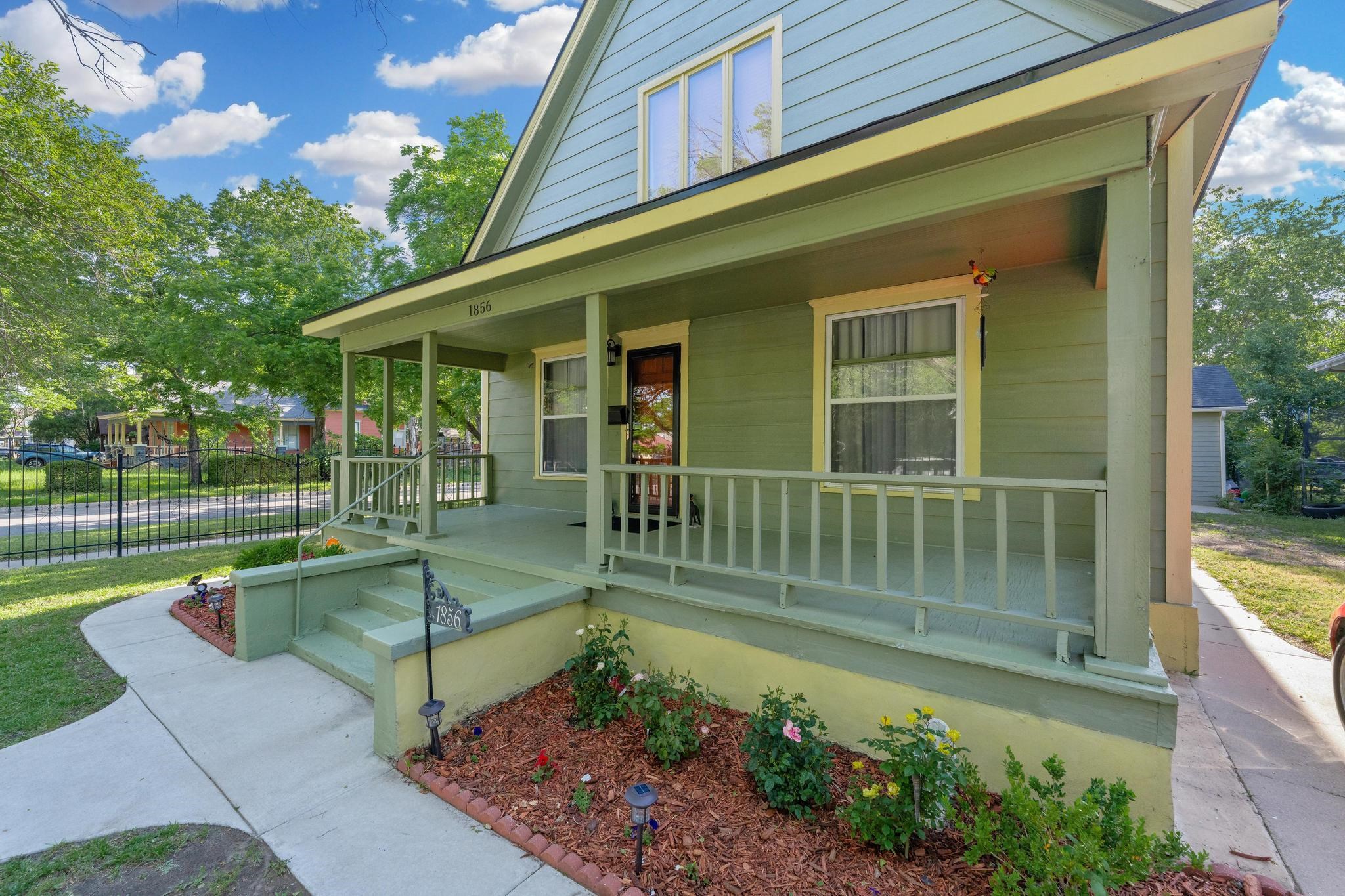 1856 N Park Place Wichita KS 67203