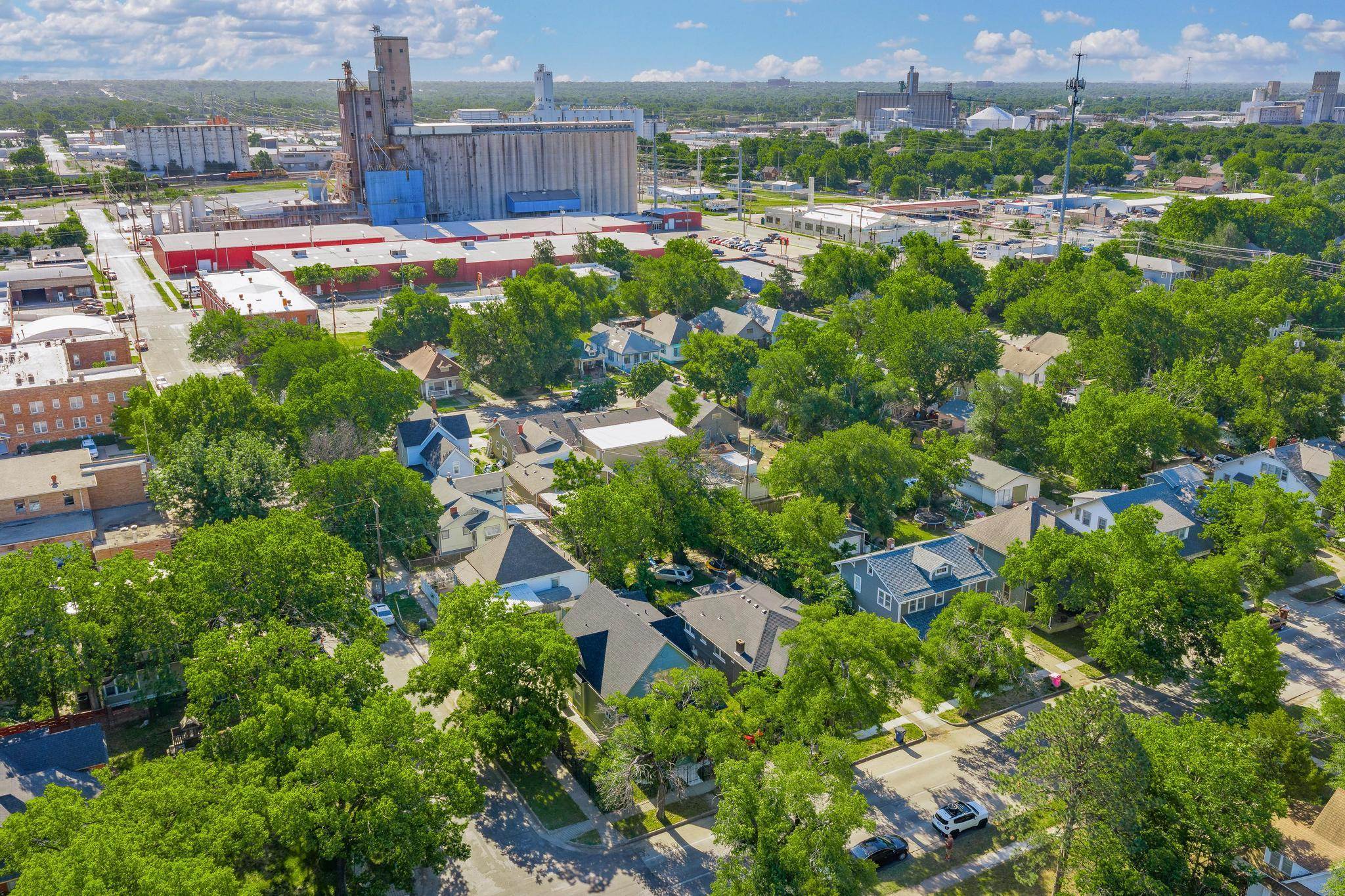 1856 N Park Place Wichita KS 67203