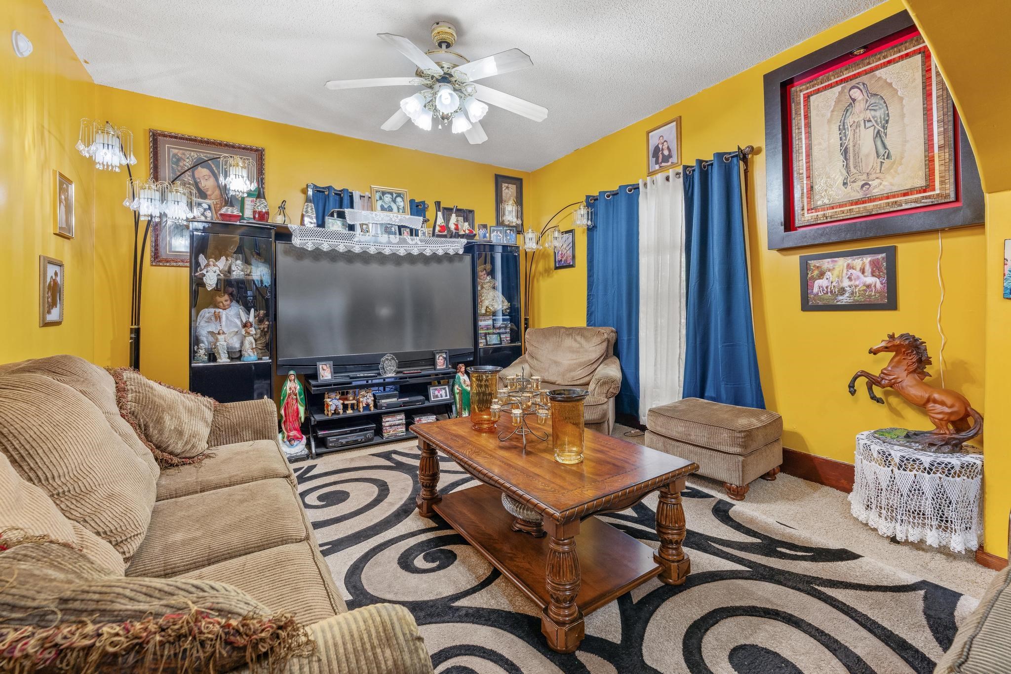 1856 N Park Place Wichita KS 67203