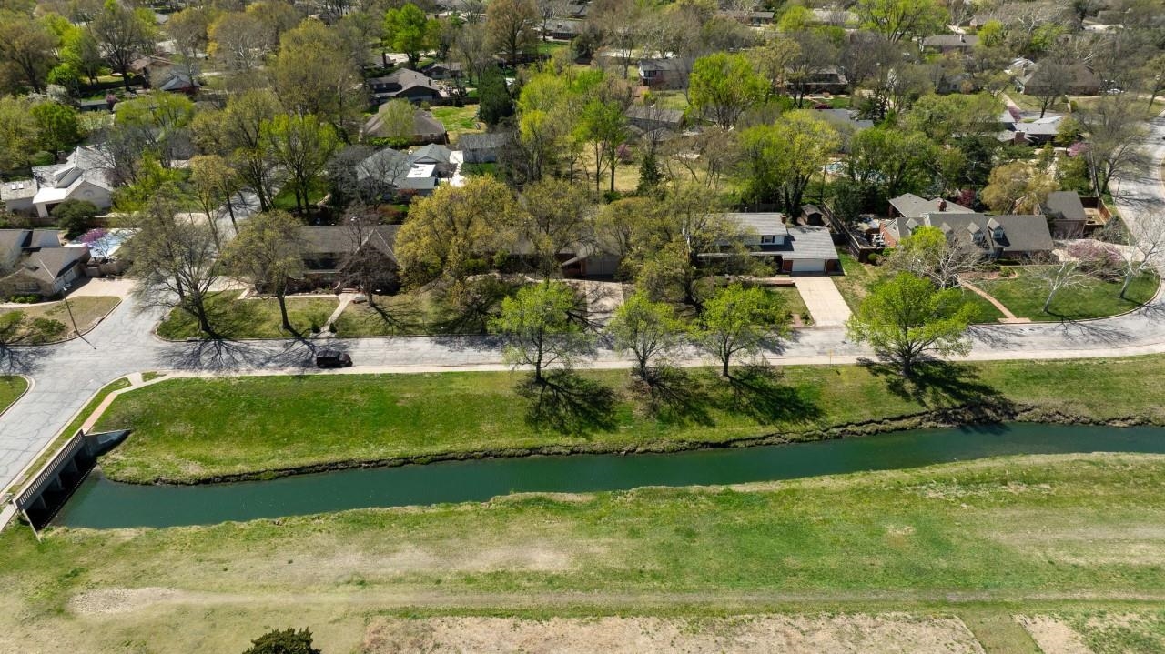 673 N Broadmoor Avenue Wichita KS 67206