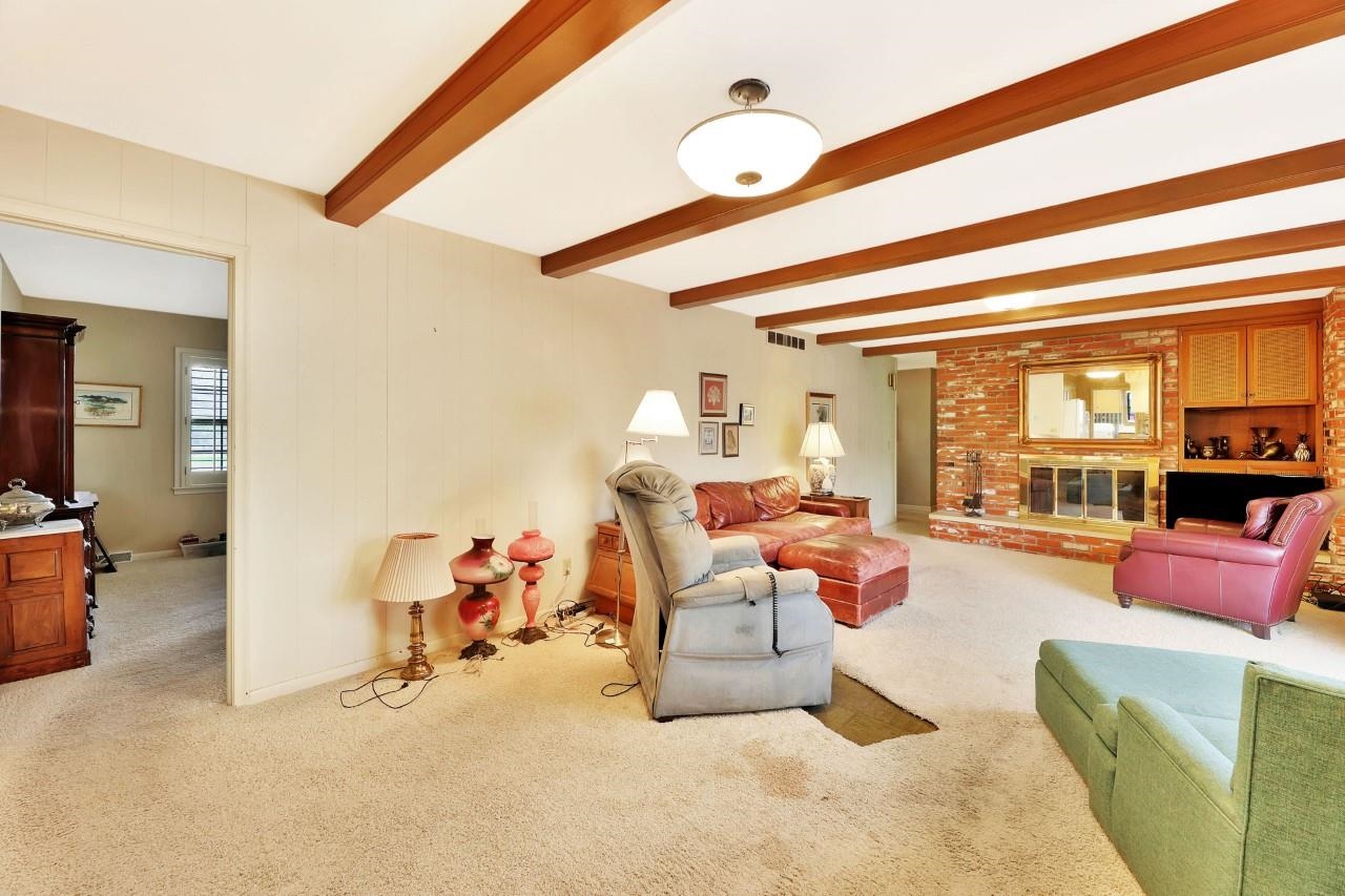 673 N Broadmoor Avenue Wichita KS 67206