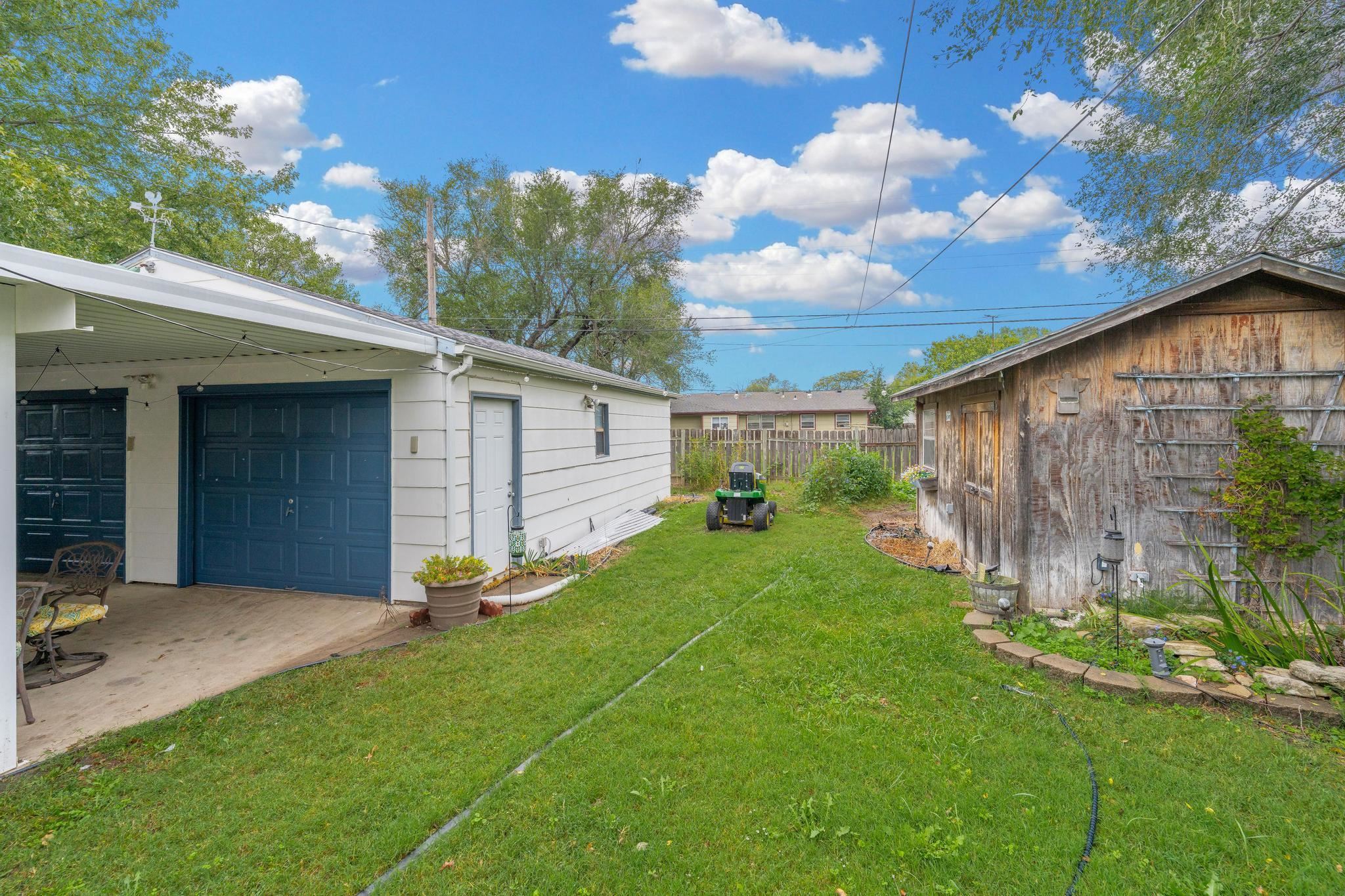 2228 W Hadden Street Wichita KS 67217