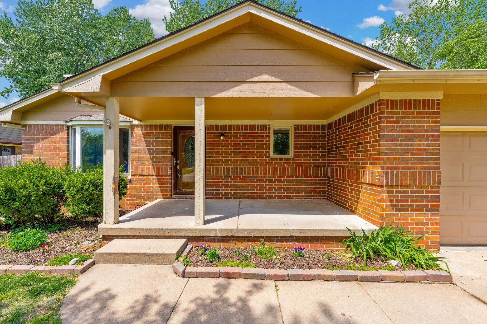 1809 N Topaz Wichita KS 67212