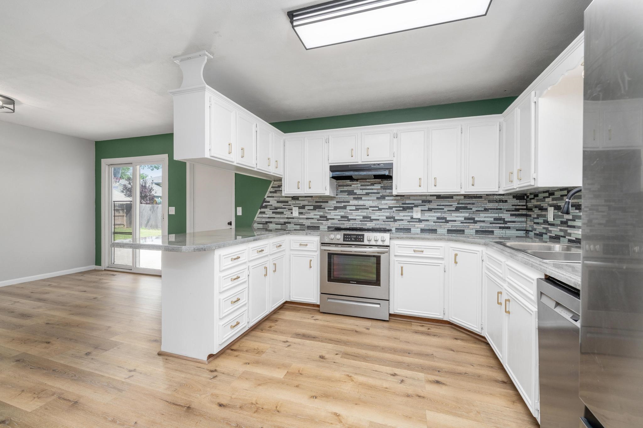 1809 N Topaz Wichita KS 67212