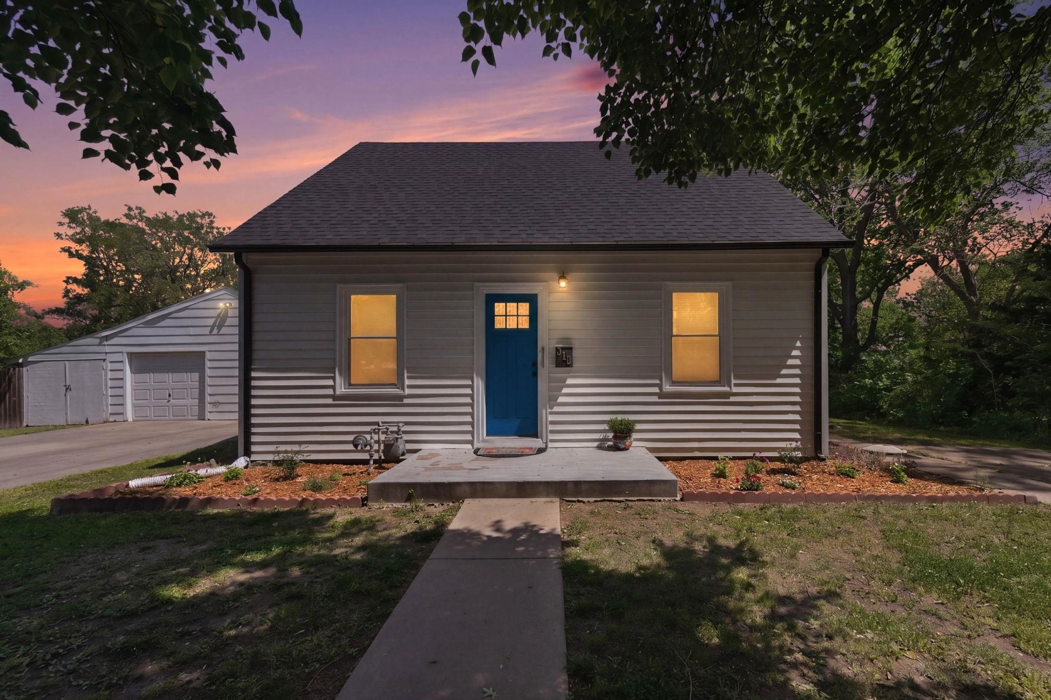 310 N Park Avenue Valley Center KS 67147
