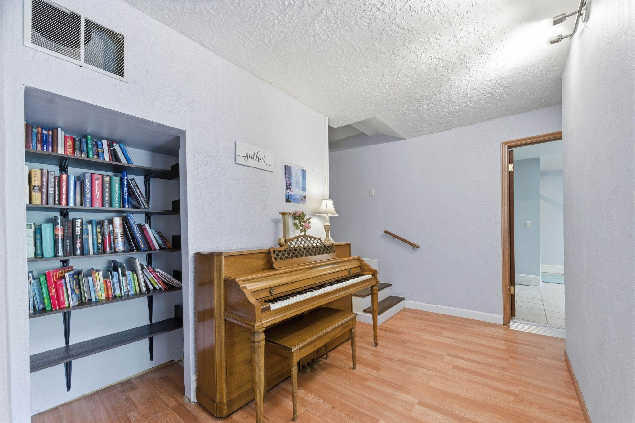 310 N Park Avenue Valley Center KS 67147