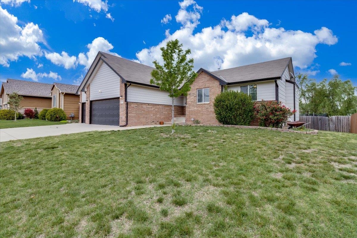 2314 S Limuel Circle Wichita KS 67235