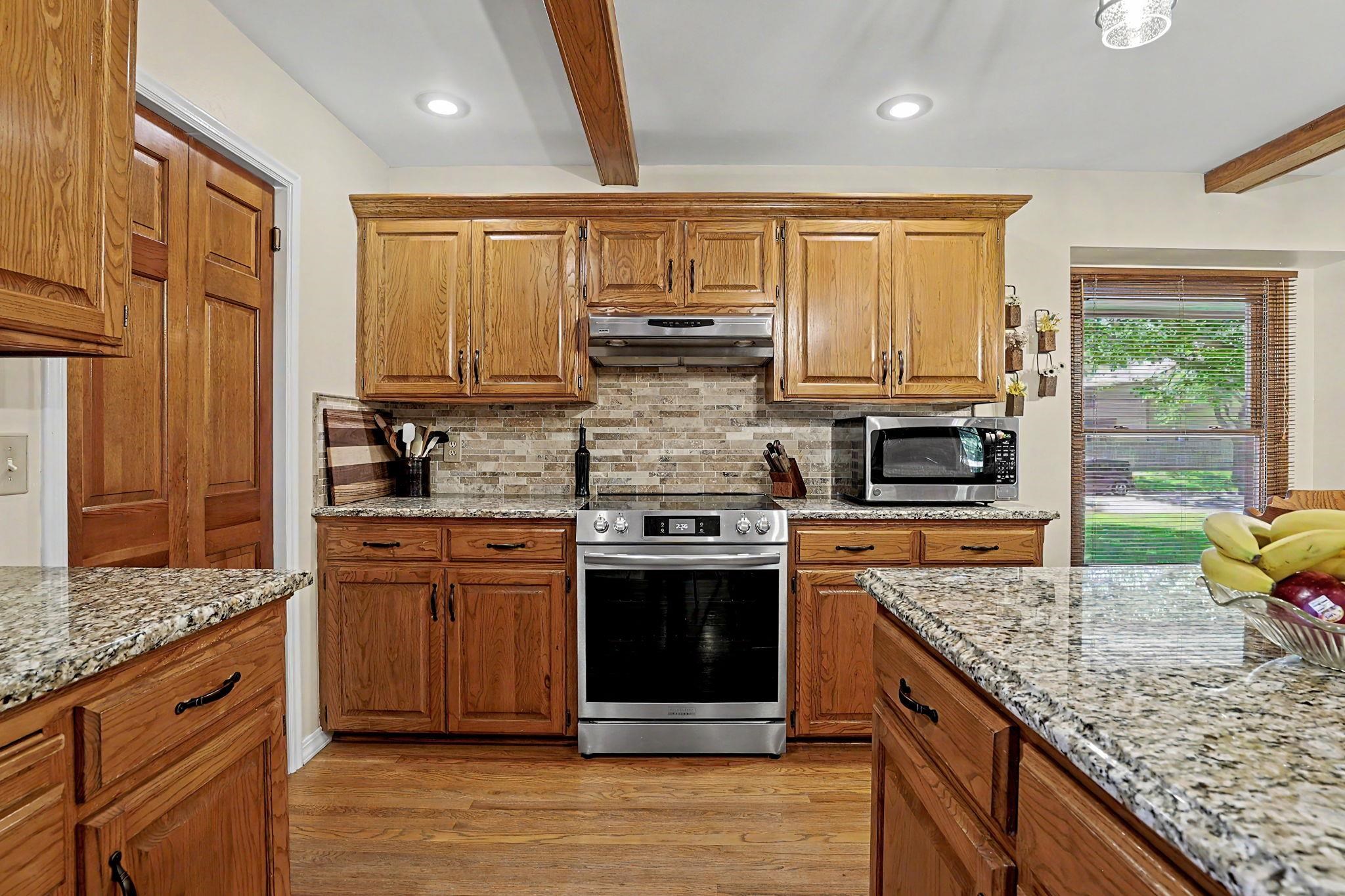 7320 E Oxford Wichita KS 67226