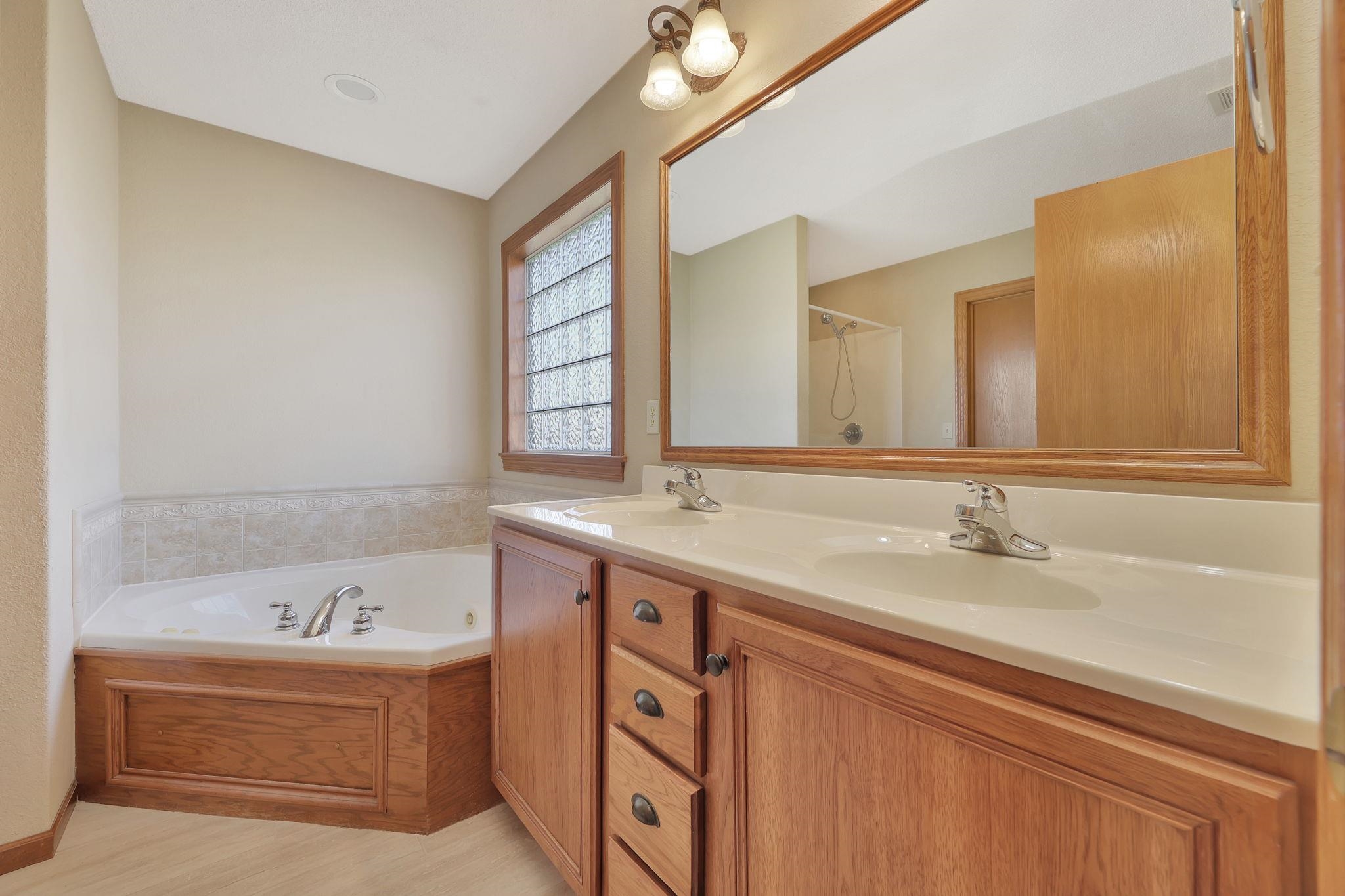 14932 E Lakeview Drive Wichita KS 67230