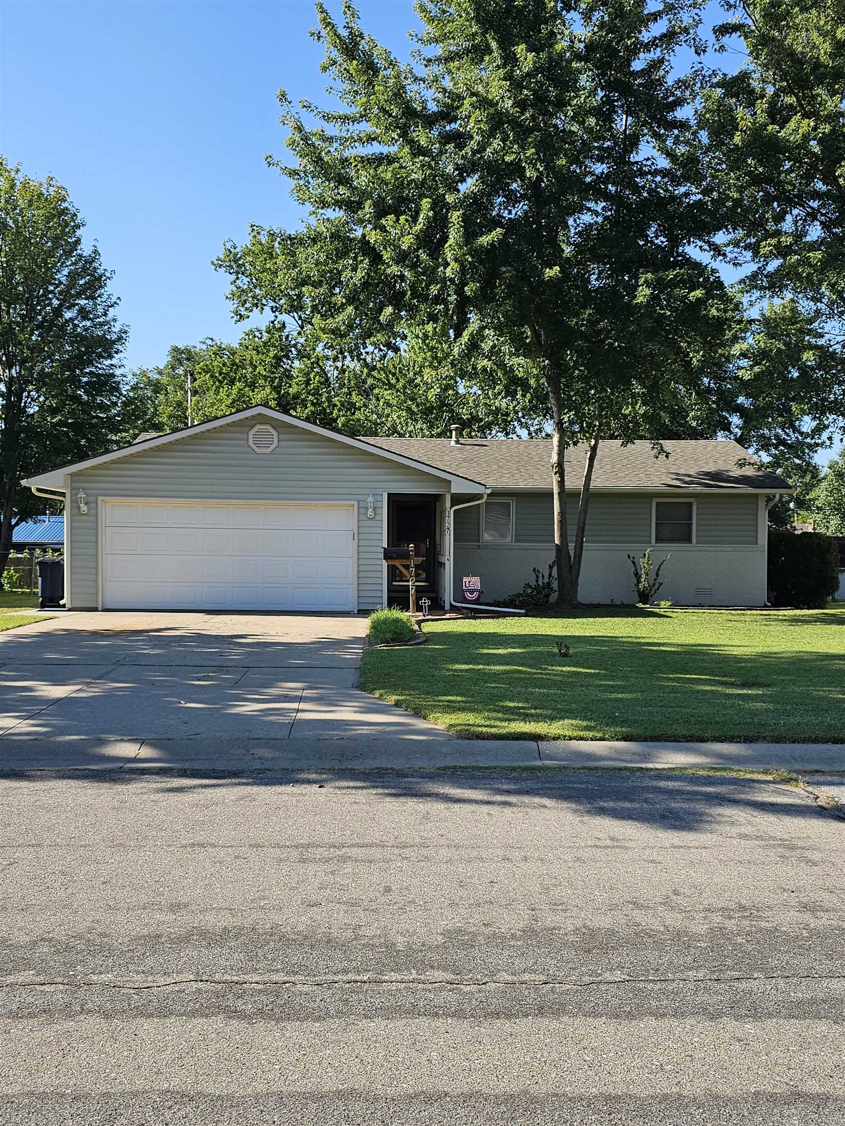 1727 W 5th El Dorado KS 67042