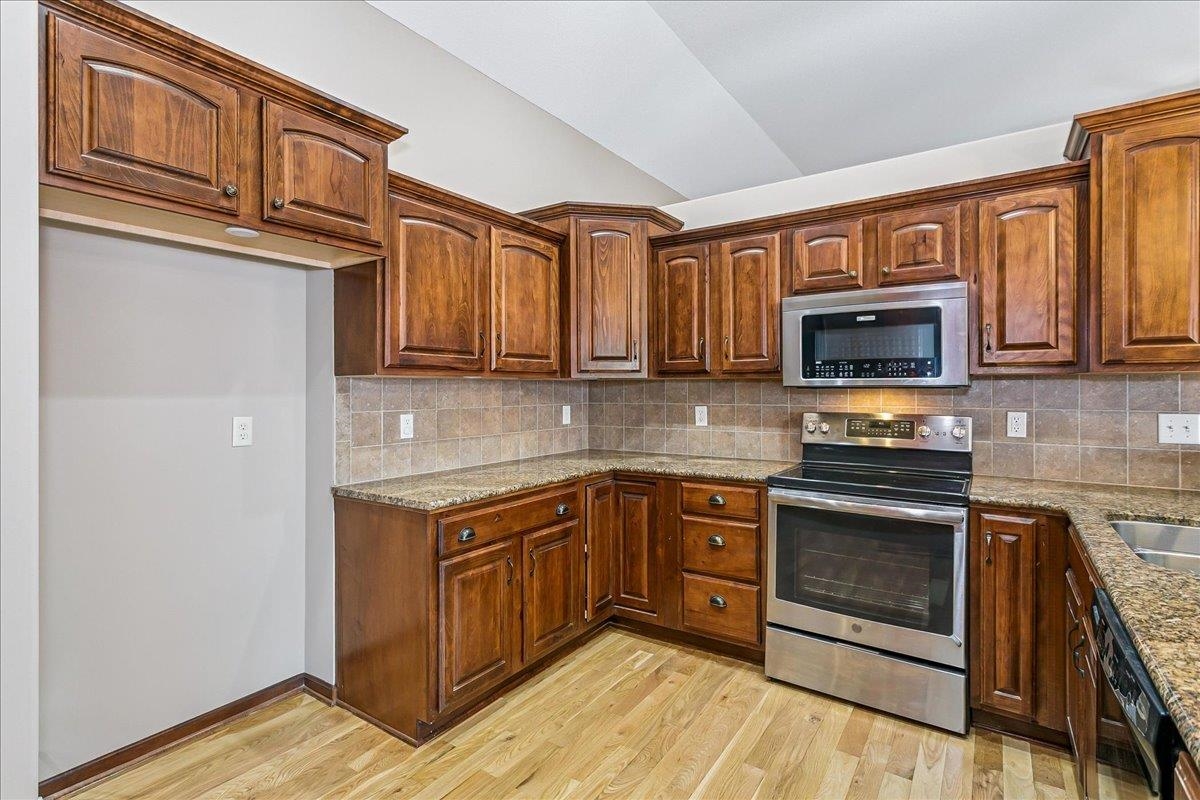 2407 N Flutter Lane Wichita KS 67228