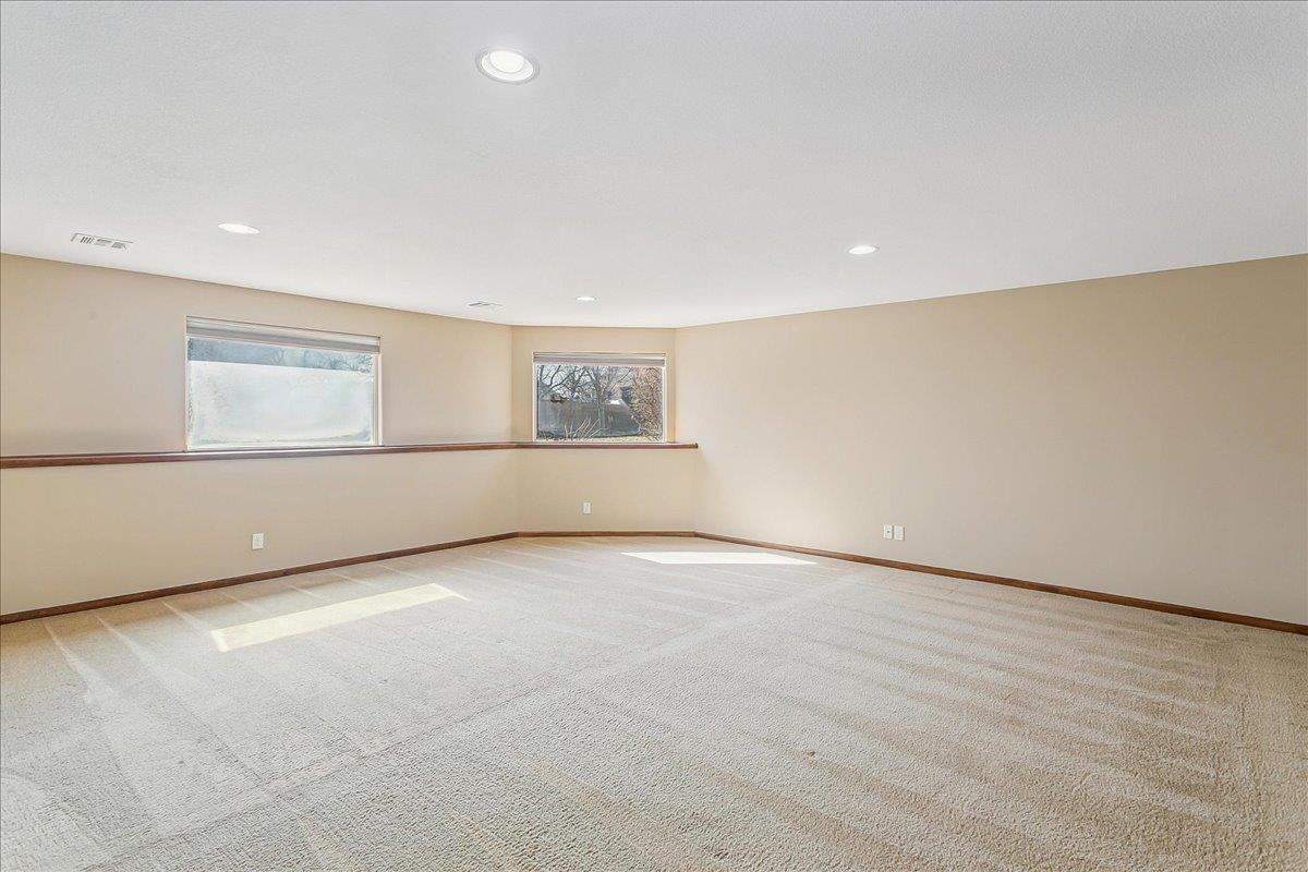 2407 N Flutter Lane Wichita KS 67228